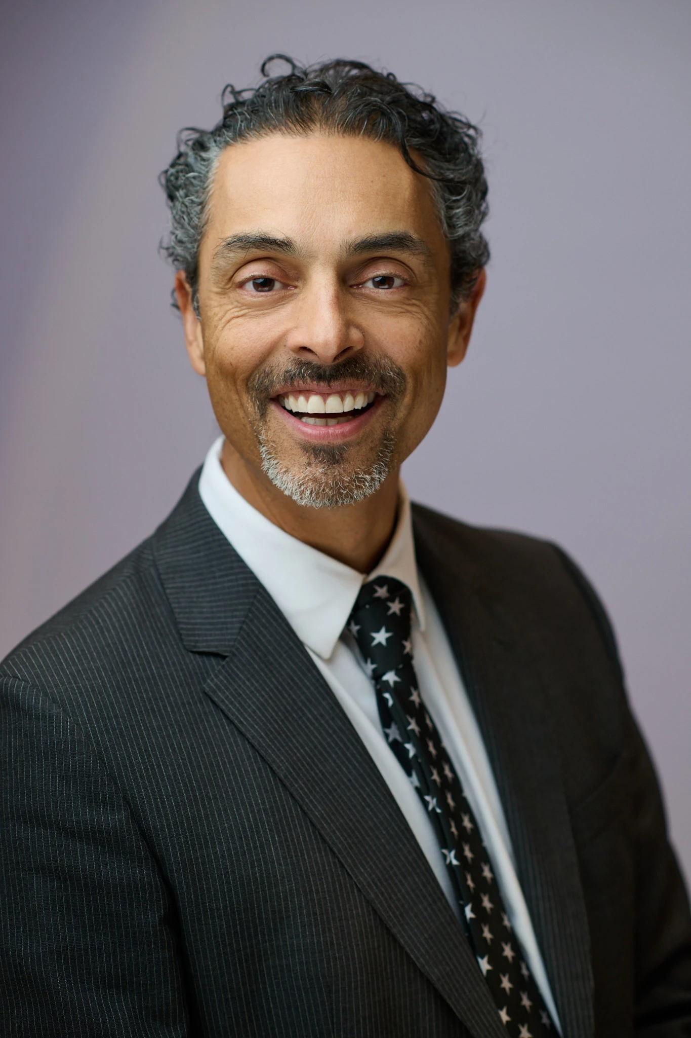 Meet Dr. De Silva